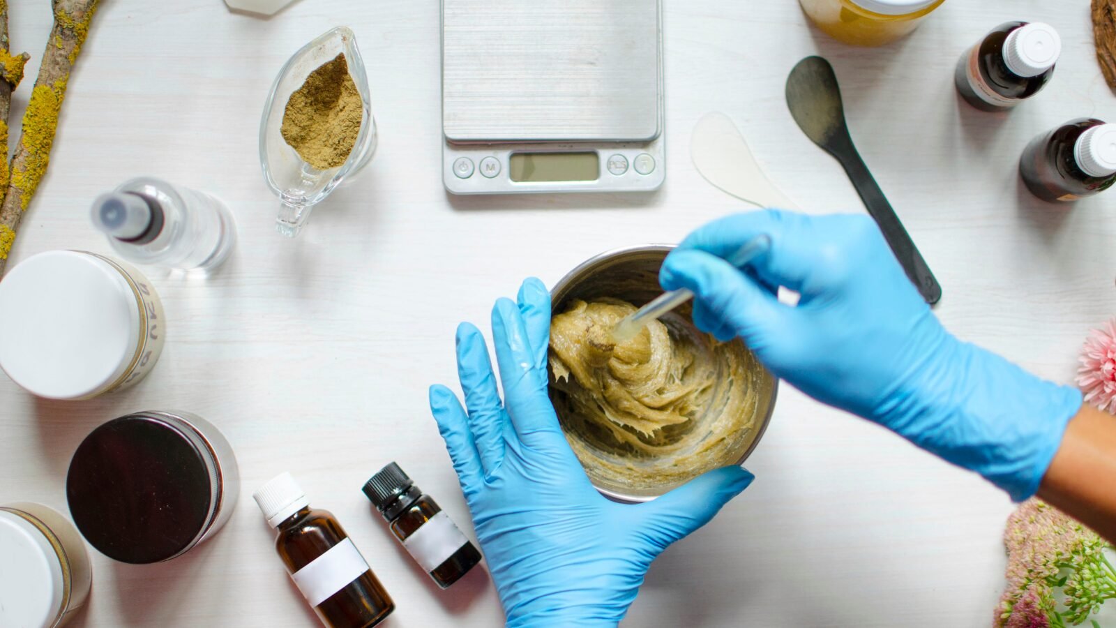 Grand Ingredients sustainable cosmetic formulation and ingredient development support
