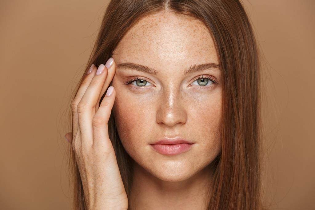 Encapsulated azelaic acid and peptide active for acne, redness, and skin renewal – SCH ShellCare® AZE Plus