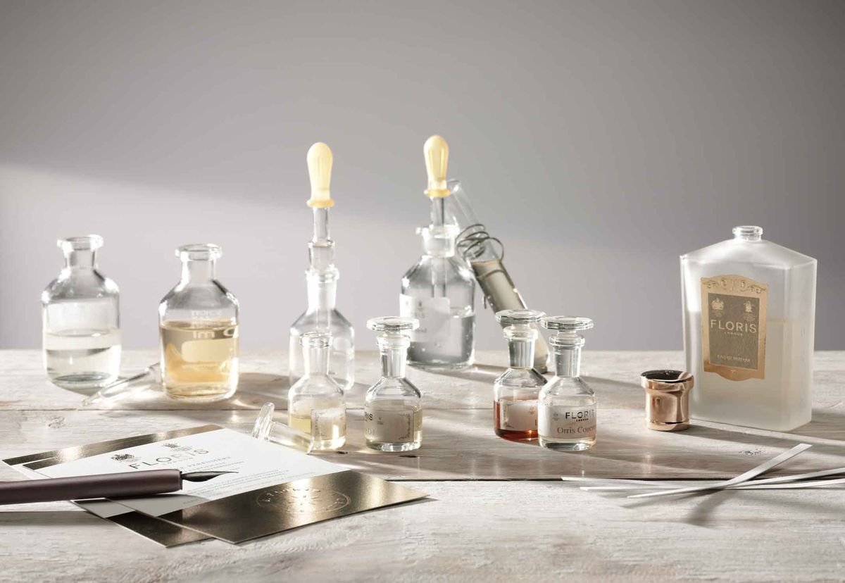 Natural preservatives like Geogard ECT and Euxyl K 712 used in cosmetic formulations for clean-label beauty.