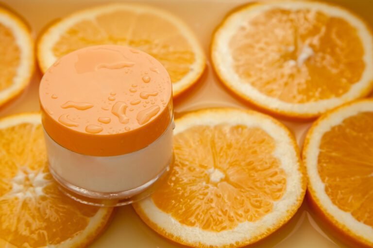 Encapsulated Vitamin C microcapsules in polymer network – Grand Ingredients