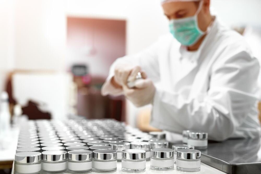 EU vs US cosmetic claim tolerance and regulatory signal mismatch