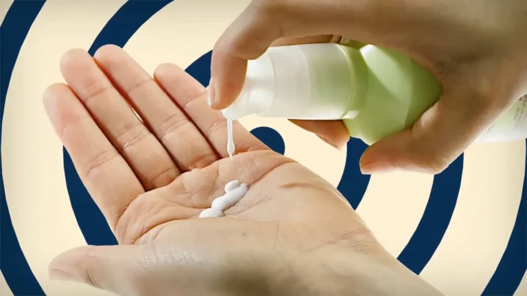 Wetting spreading and rub-out behavior in silicone-free formulations