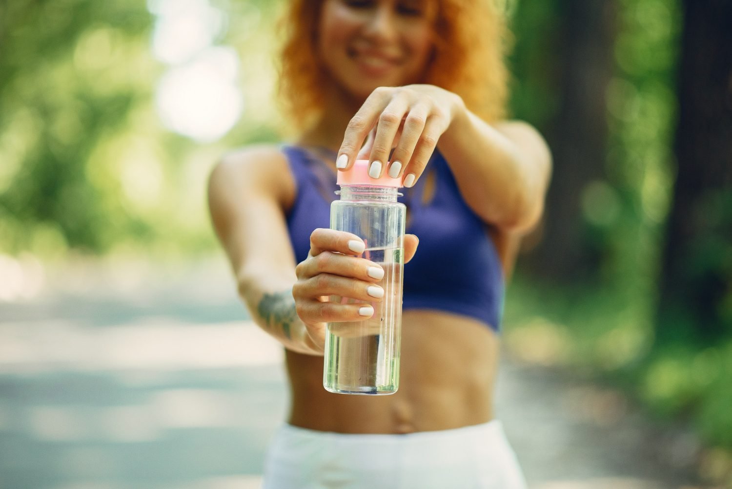 Chart comparing hypotonic, isotonic, and hypertonic drink osmolality versus carbohydrate concentration and gastric emptying response.