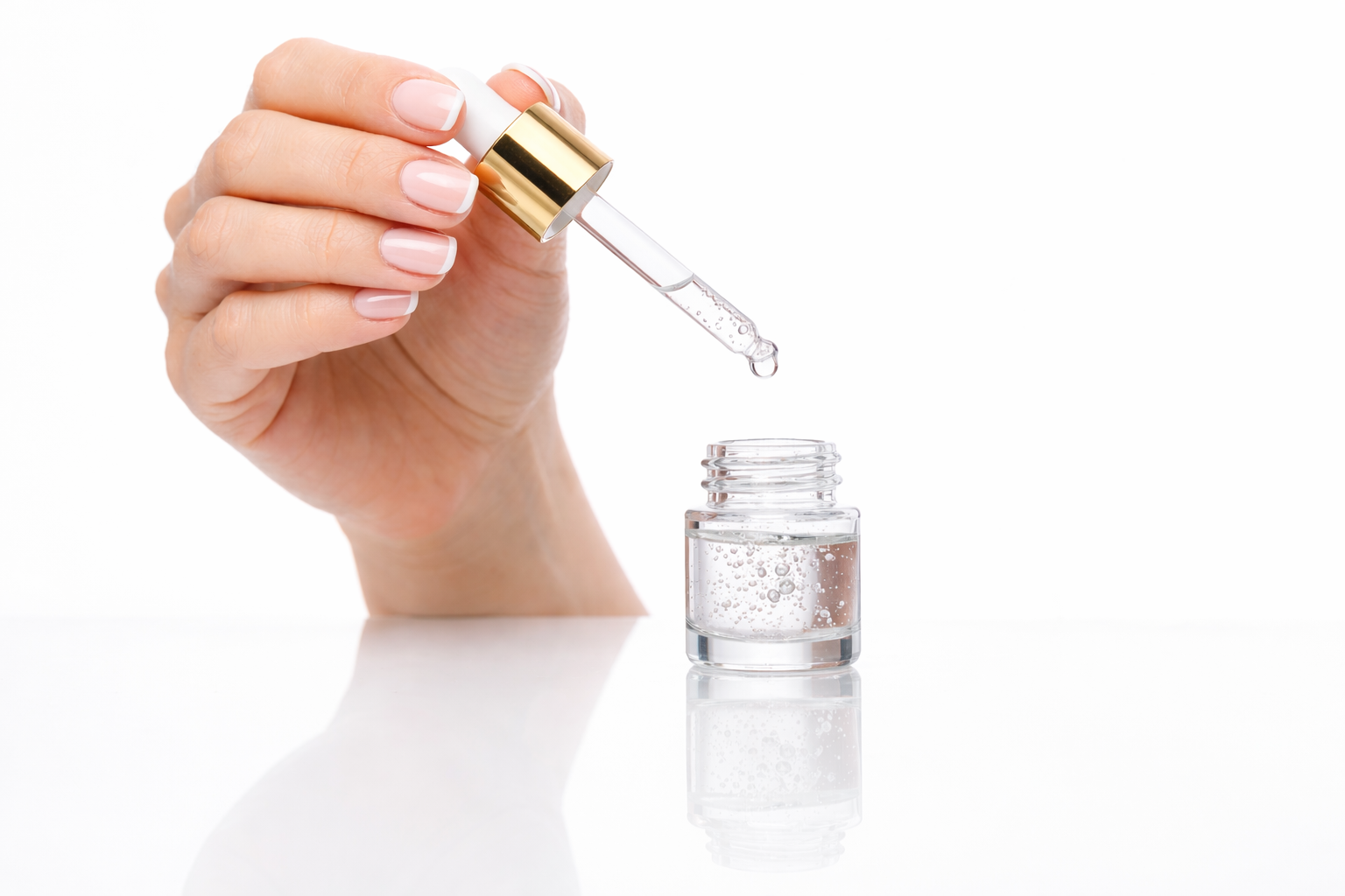 Palmitoyl Tripeptide-1 and Tetrapeptide-7 peptide complex serum for anti-aging skincare formulation